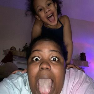 Meet your Posher, Sleevie